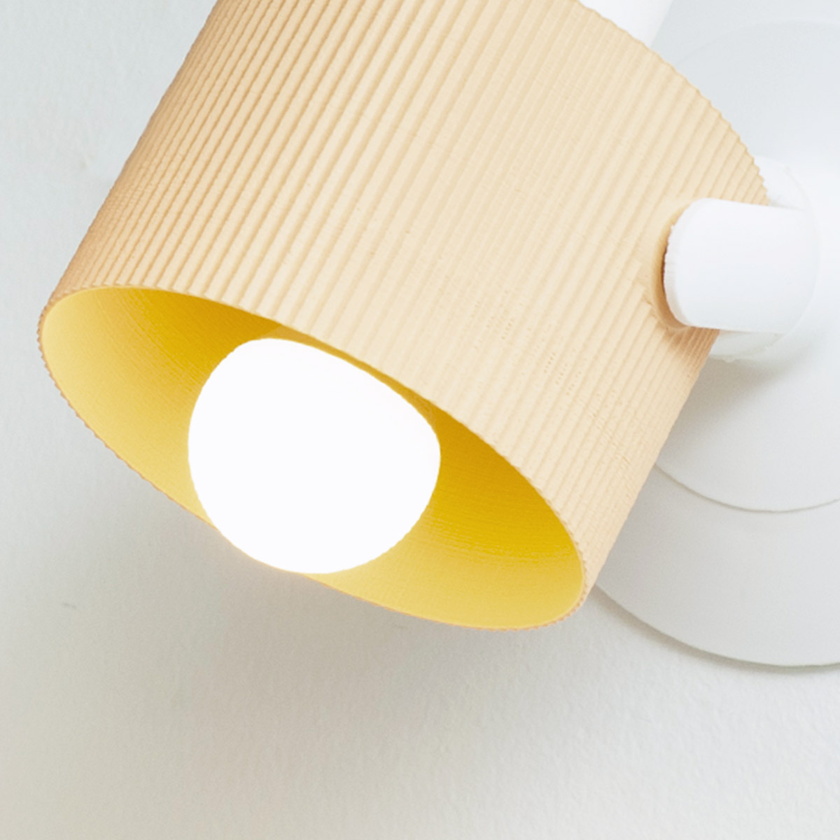 Z-Wall_Lamp_01_05